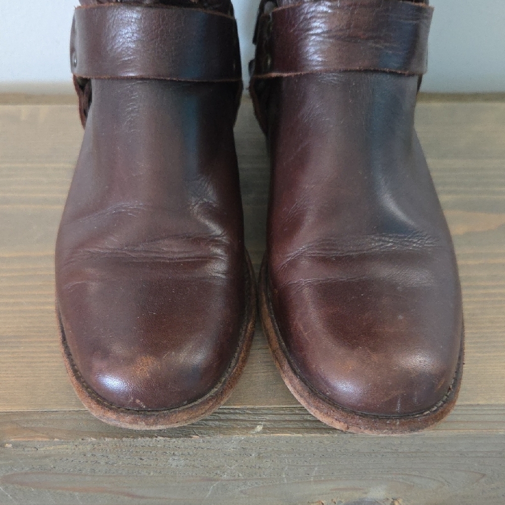 Brown Leather Knee-High Boots - Picture 4 of 11